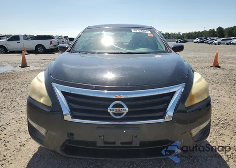 2015 Nissan Altima 2.5 из США, поврежденный, VIN 1N4AL3AP2FC232363